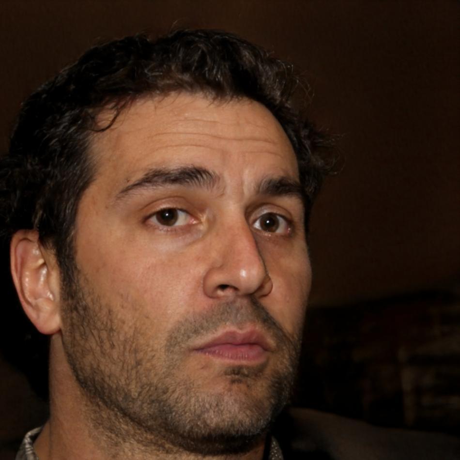 Stefan Gruber, Gründer von loravexith